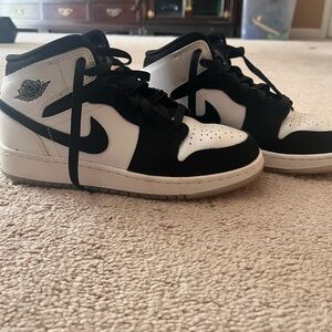 Air Jordan 1 Mid SE 'Diamond'